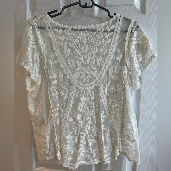 Xhilaration Cream Lacy Top - Picture 3 of 3